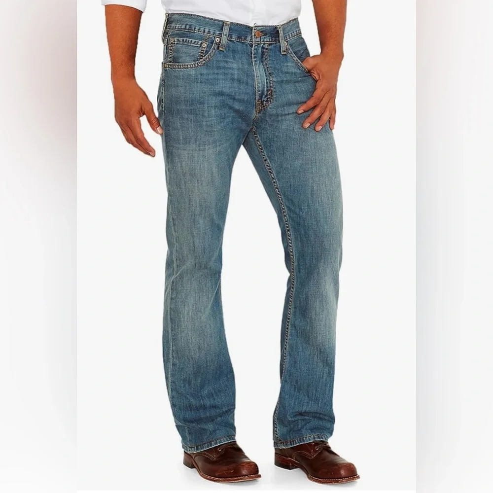 Levi’s 527 men’s straight leg jeans, size 30/32